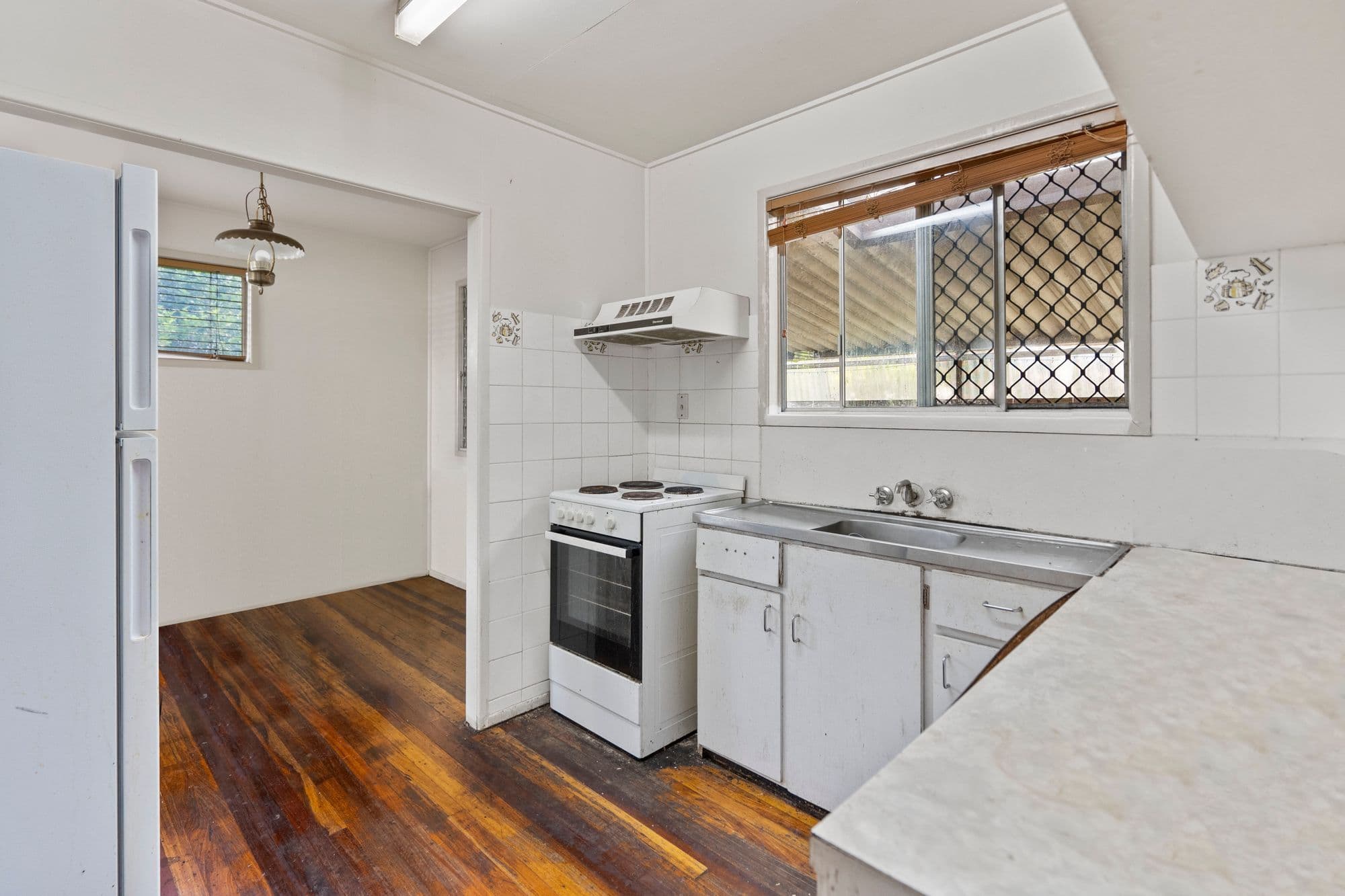 6 Mawson Street, Woodridge QLD 4114, Woodridge - Thumbnail 5