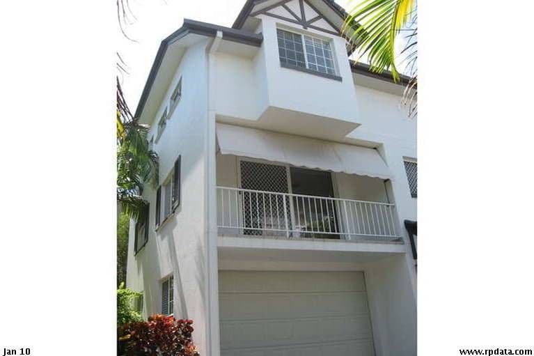 32 Burleigh Street, Burleigh Heads QLD 4220, Burleigh Heads - Thumbnail 2