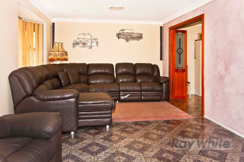 7  Landy Close, EDENSOR PARK NSW 2176, Edensor Park - Thumbnail 7