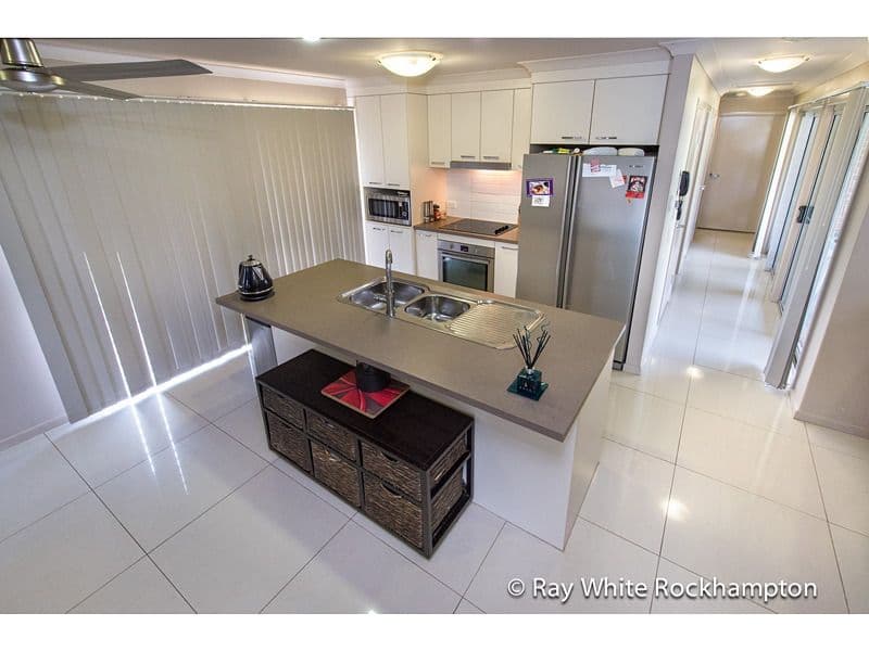 15 Cunningham Court, Gracemere QLD 4702, Gracemere - Thumbnail 2
