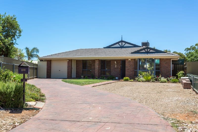 2 Stuart Court, Parafield Gardens SA 5107, Parafield Gardens - Image 1