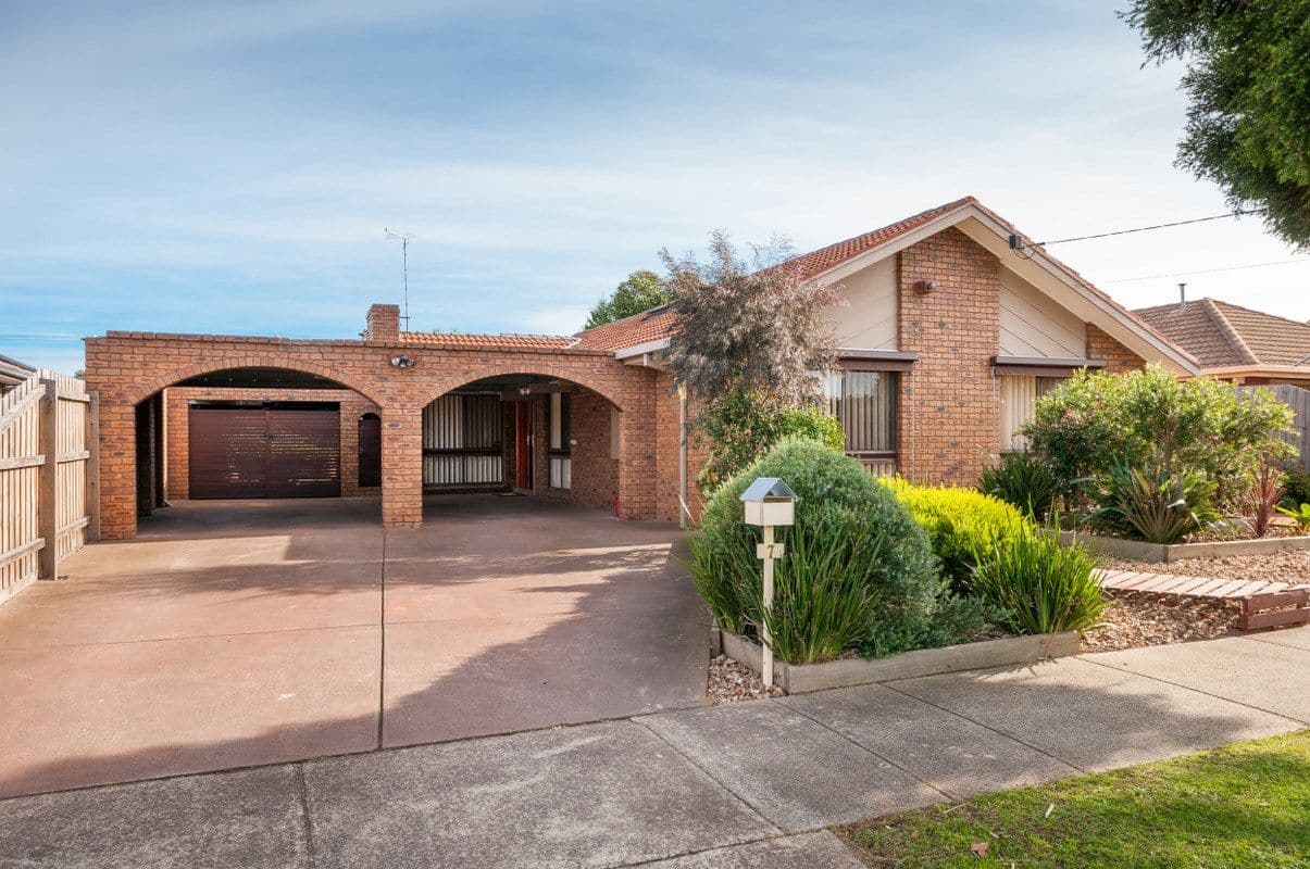 7 Kingston Heath Court, CRAIGIEBURN VIC 3064, Craigieburn - Image 1