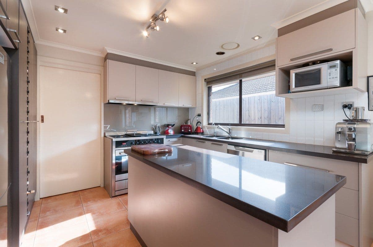 7 Kingston Heath Court, CRAIGIEBURN VIC 3064, Craigieburn - Thumbnail 3