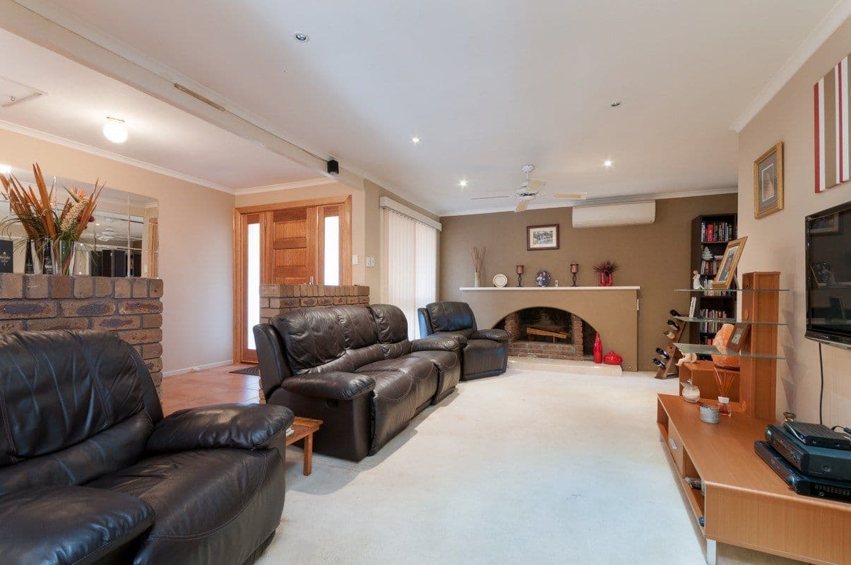 7 Kingston Heath Court, CRAIGIEBURN VIC 3064, Craigieburn - Thumbnail 5