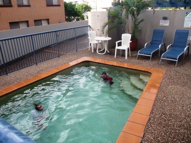 98 Petrel Avenue, MERMAID BEACH QLD 4218, Mermaid Beach - Thumbnail 2