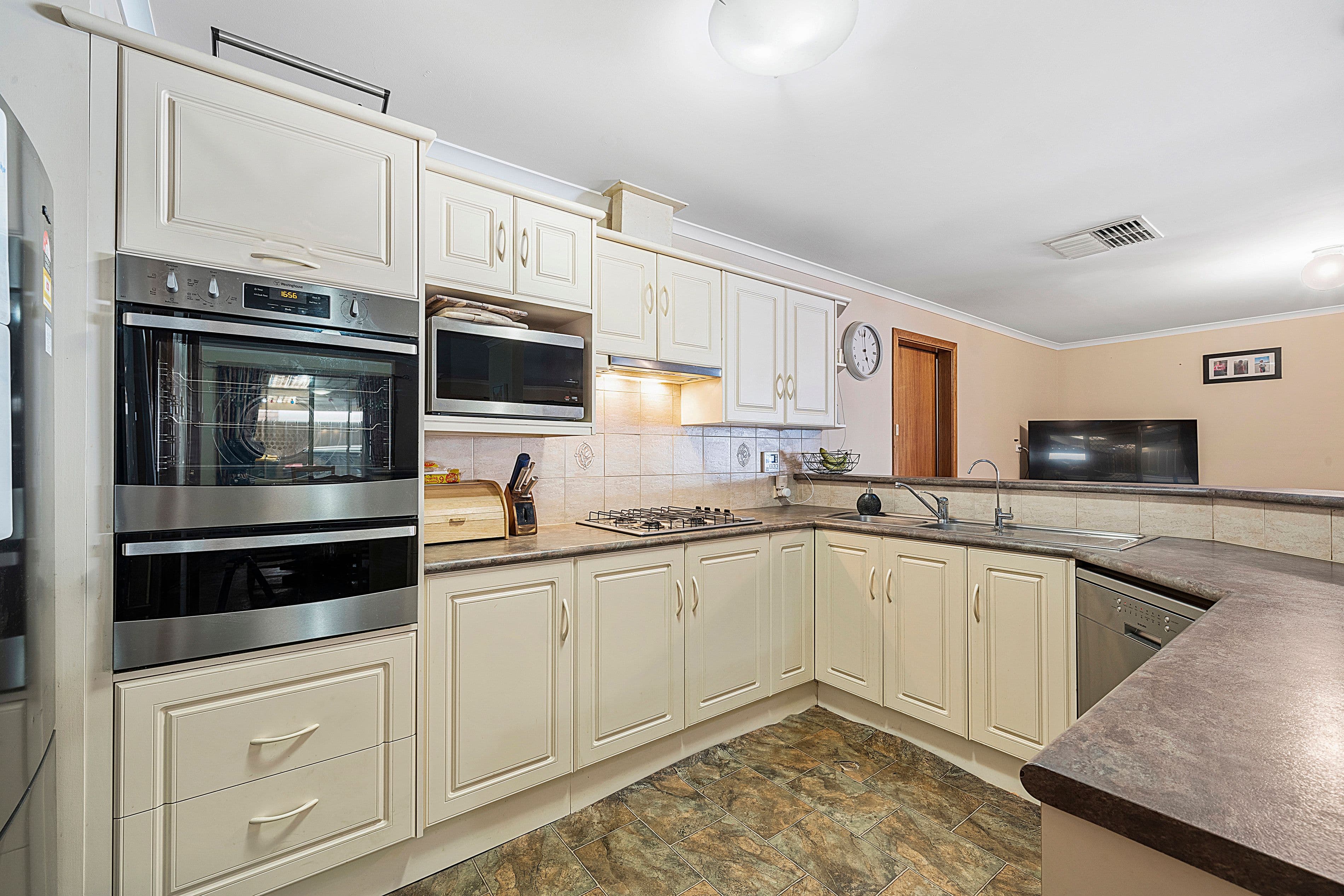 1 Horsens Way, Parafield Gardens SA 5107, Parafield Gardens - Thumbnail 3