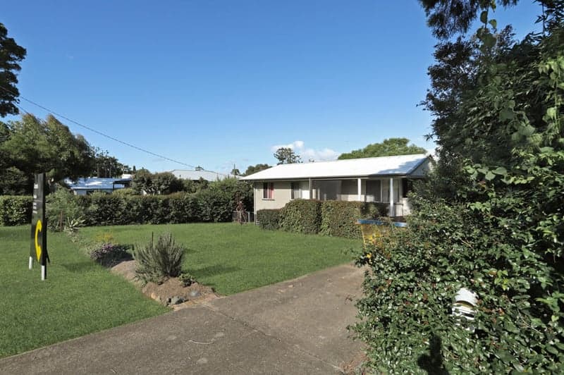 4 Margaret Street, Kenilworth - Thumbnail 2
