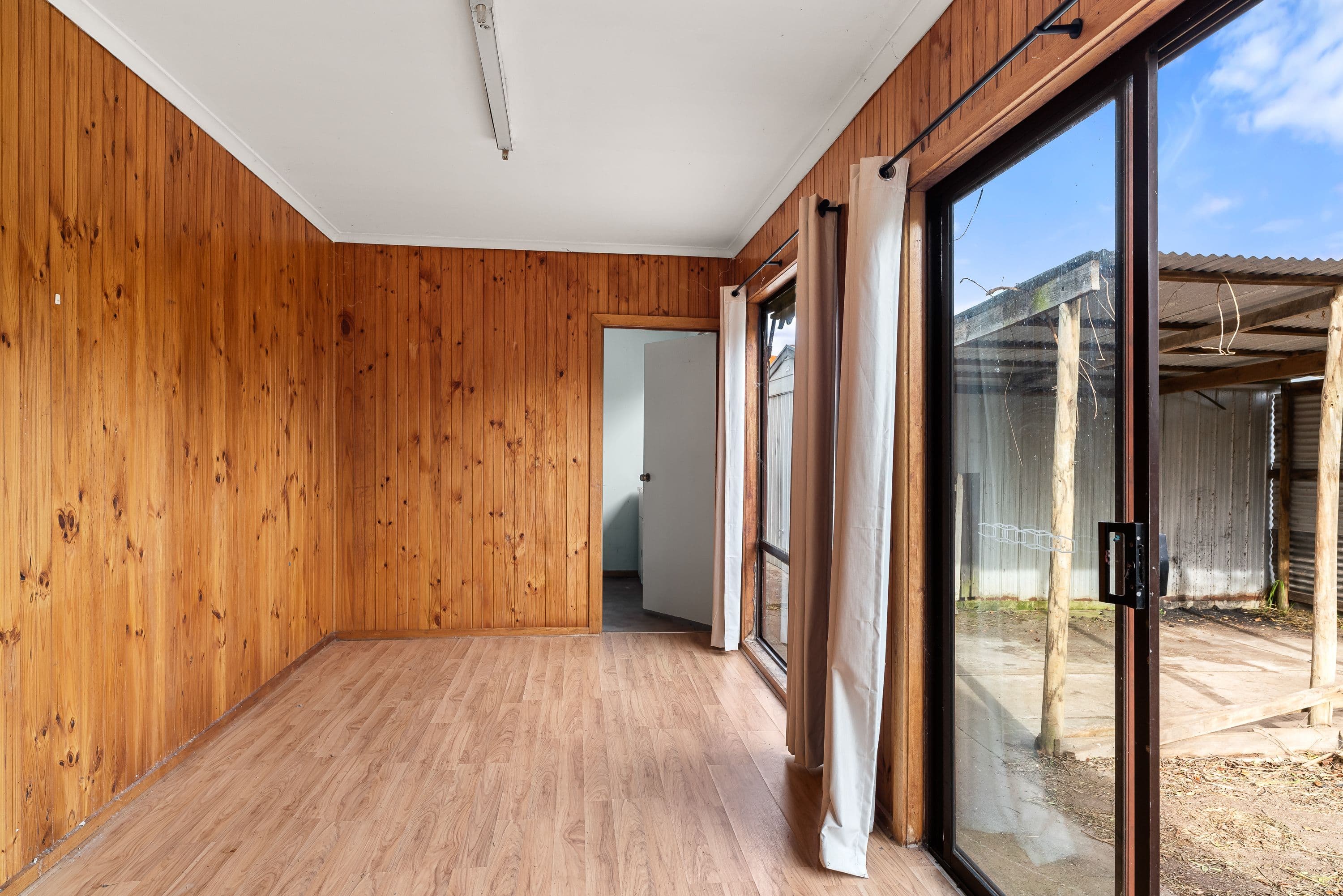 10 Alexander Avenue, Cowes VIC 3922, Cowes - Thumbnail 8