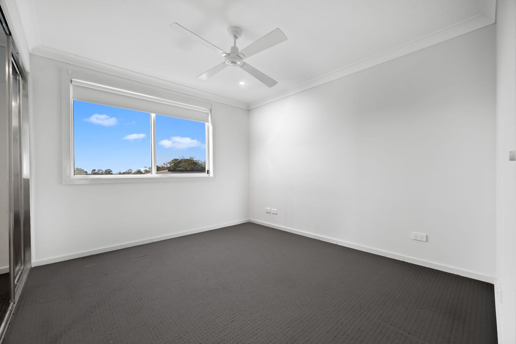 19/52A Atlantic Boulevard, Glenfield NSW 2167, Glenfield - Thumbnail 7