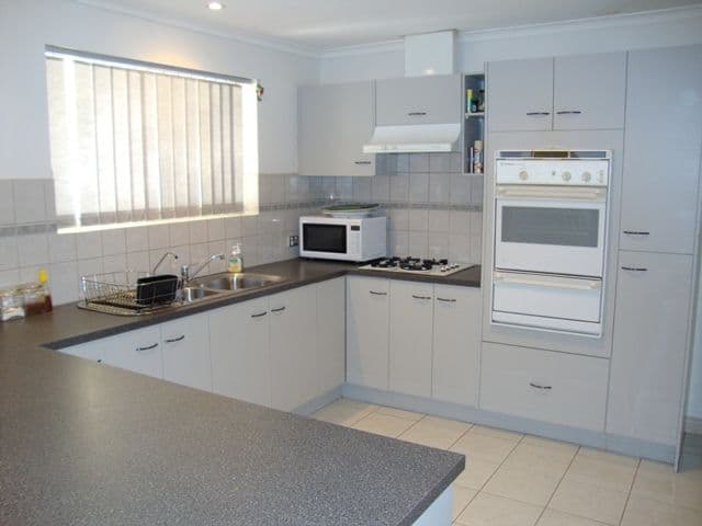 30 Chartwell Crescent, PARALOWIE SA 5108, Paralowie - Thumbnail 2