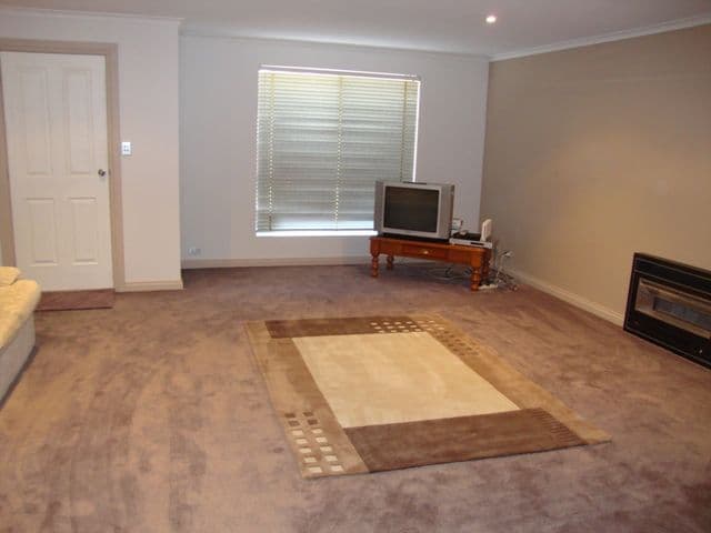 30 Chartwell Crescent, PARALOWIE SA 5108, Paralowie - Thumbnail 3