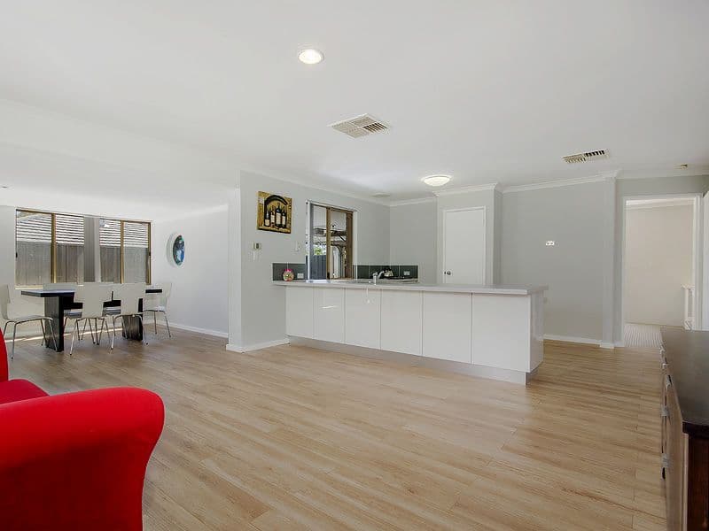 10 Murry Mews, Leda WA 6170, Leda - Thumbnail 2