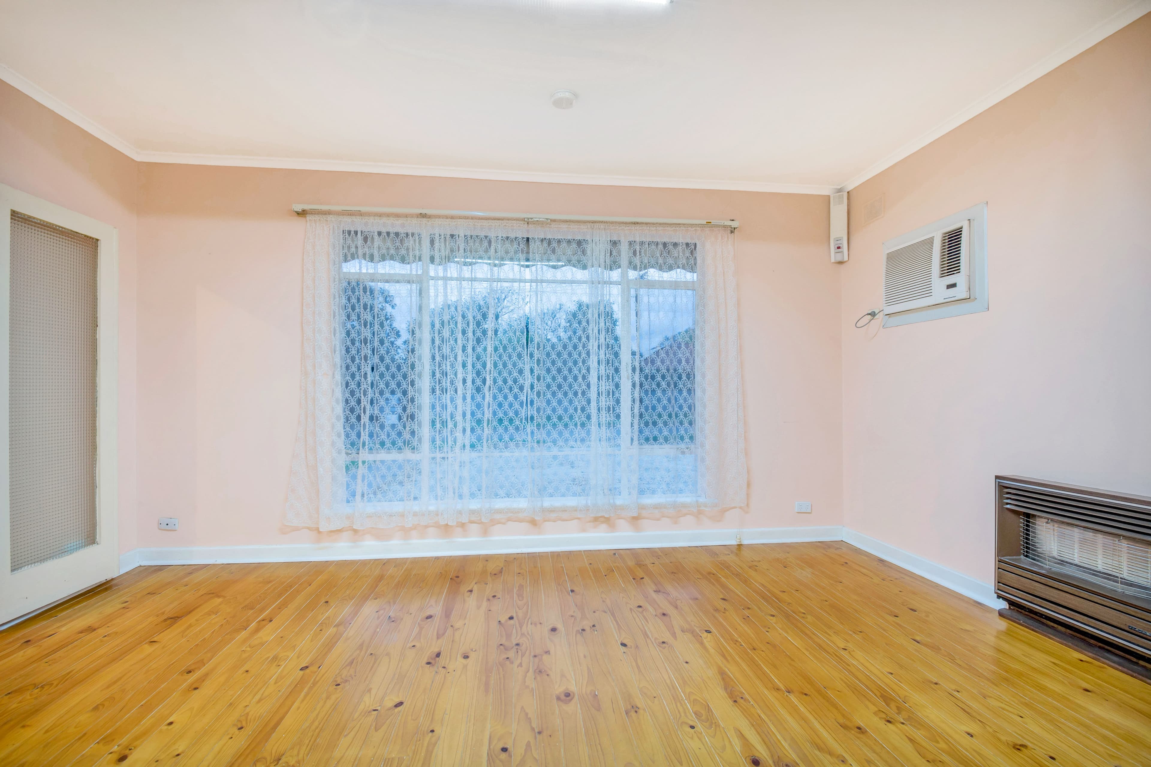 20 Reagal Street, Pooraka SA 5095, Pooraka - Thumbnail 2