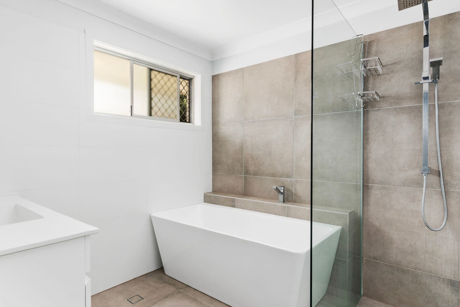 34 Coolibah Drive, Palm Beach QLD 4221, Palm Beach - Thumbnail 6