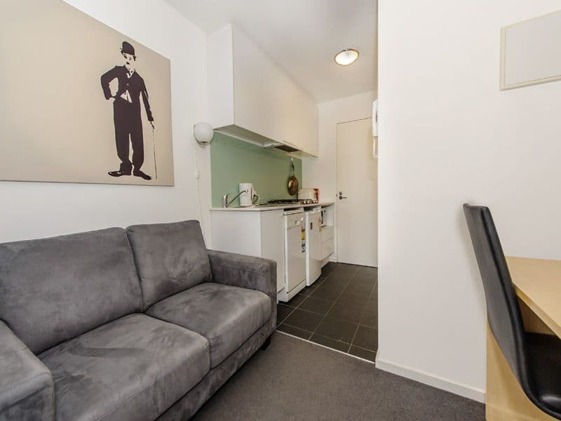 484 Elgar Road, BOX HILL VIC 3128, Box Hill - Thumbnail 2