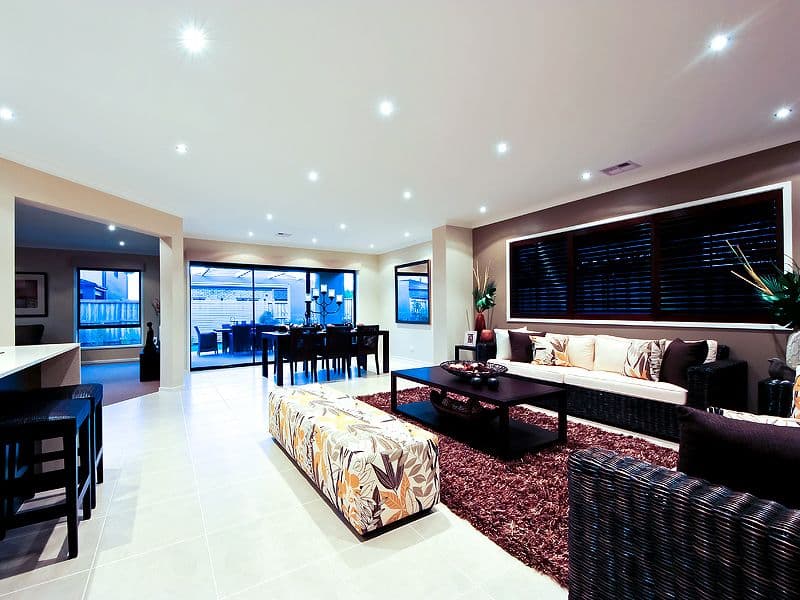 8 Hugo Drive, POINT COOK VIC 3030, Point Cook - Thumbnail 4