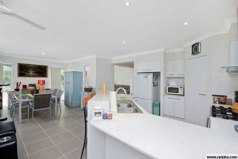 14 Staatz Court, Tallebudgera QLD 4228, Tallebudgera - Thumbnail 5
