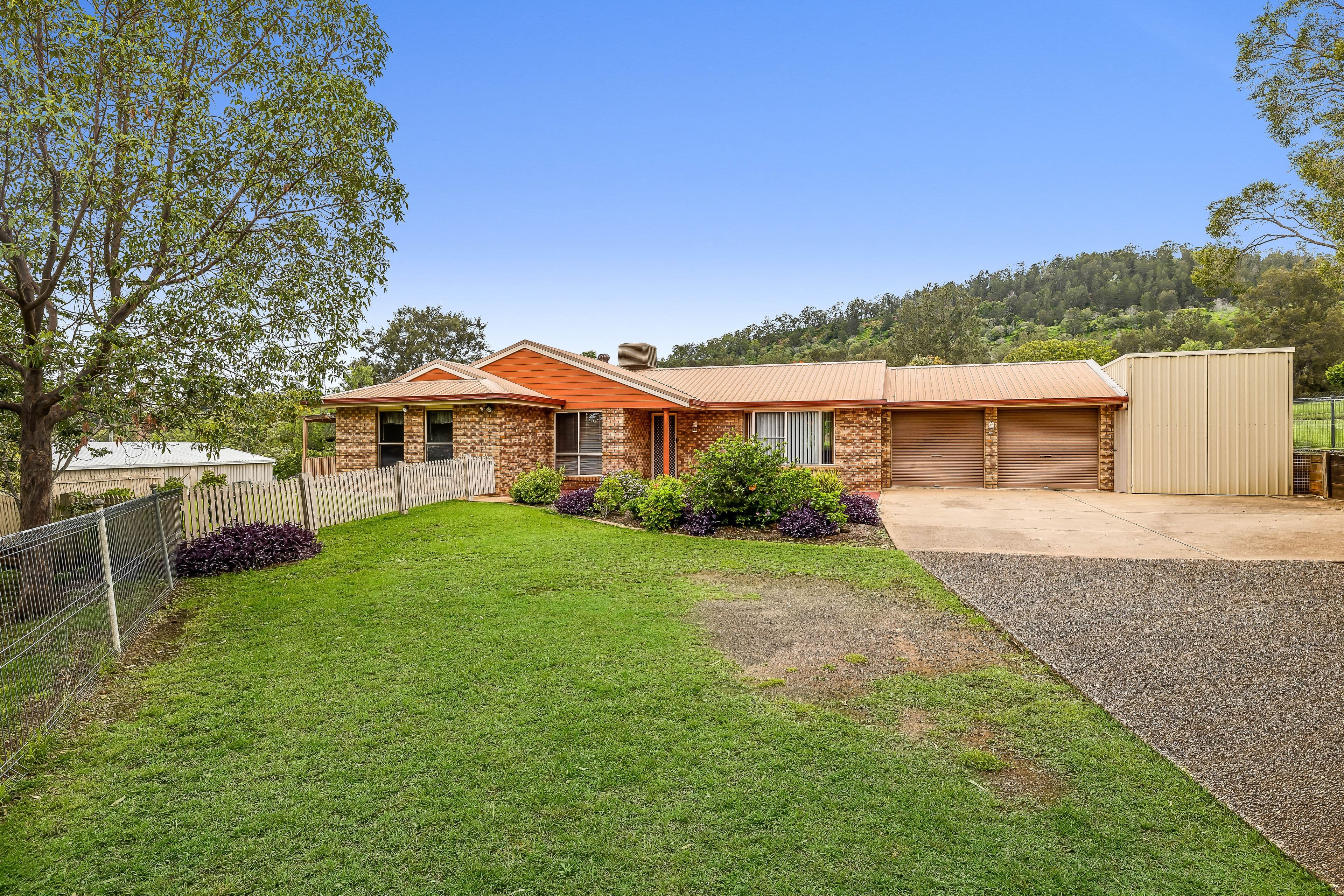 8 Roser Court, Withcott QLD 4352, Withcott - Image 1