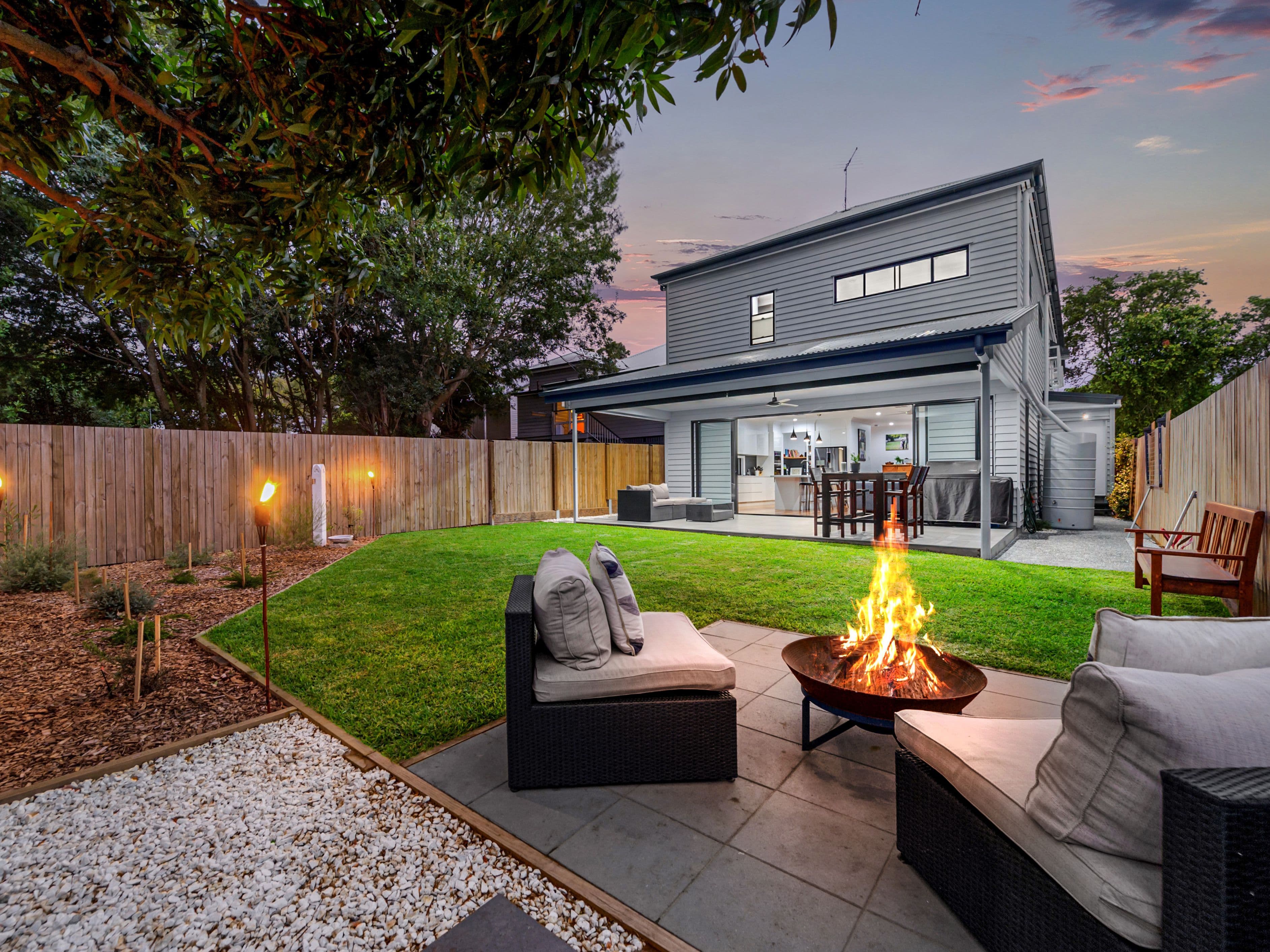 18 Lincoln Street, Wilston QLD 4051, Wilston - Thumbnail 2