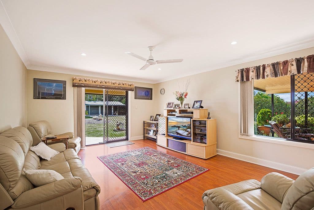 62 Phipps Drive, Meringandan West QLD 4352, Meringandan West - Thumbnail 5