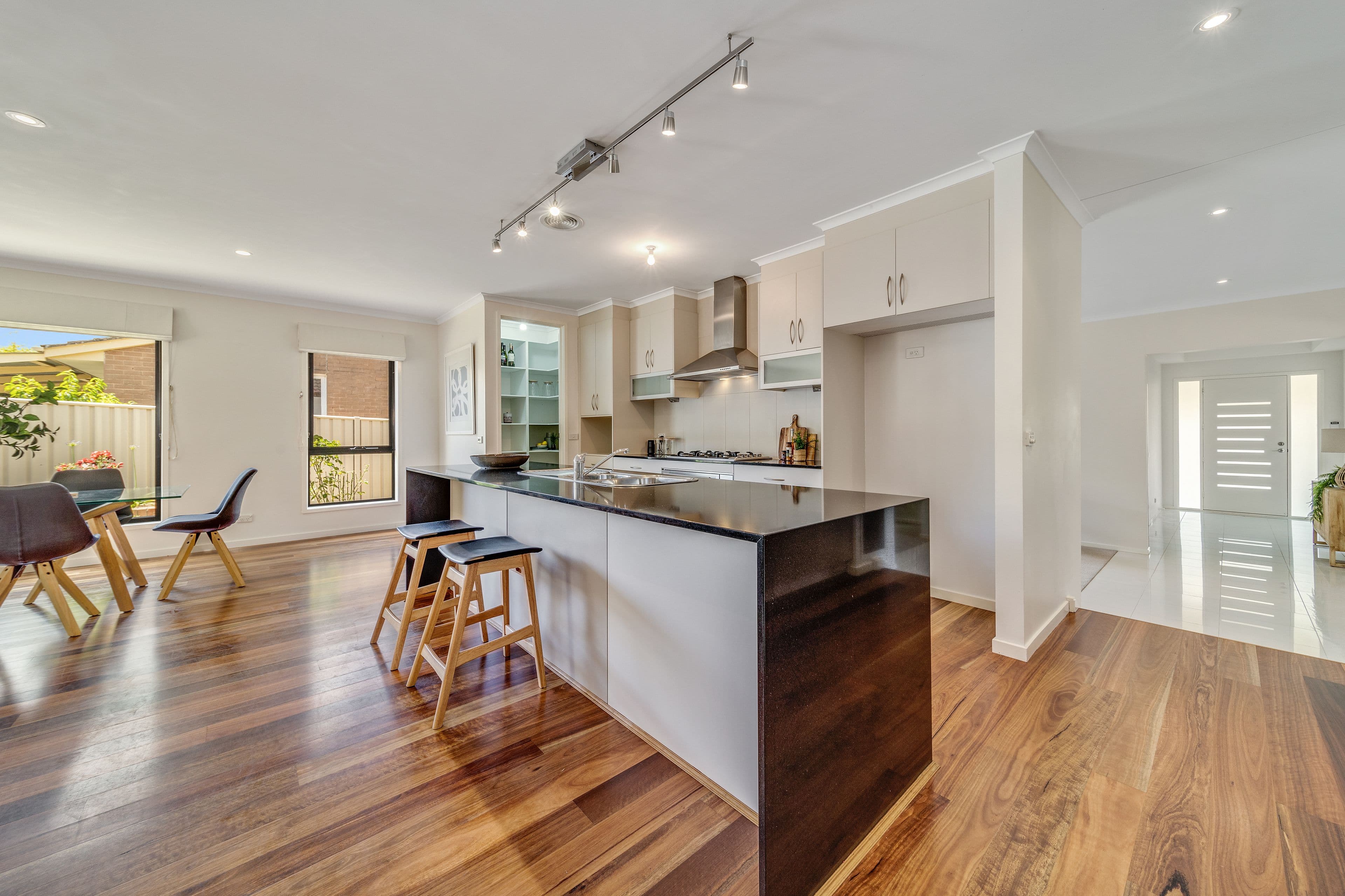 19 Aston Crescent, Cook ACT 2614, Cook - Thumbnail 6