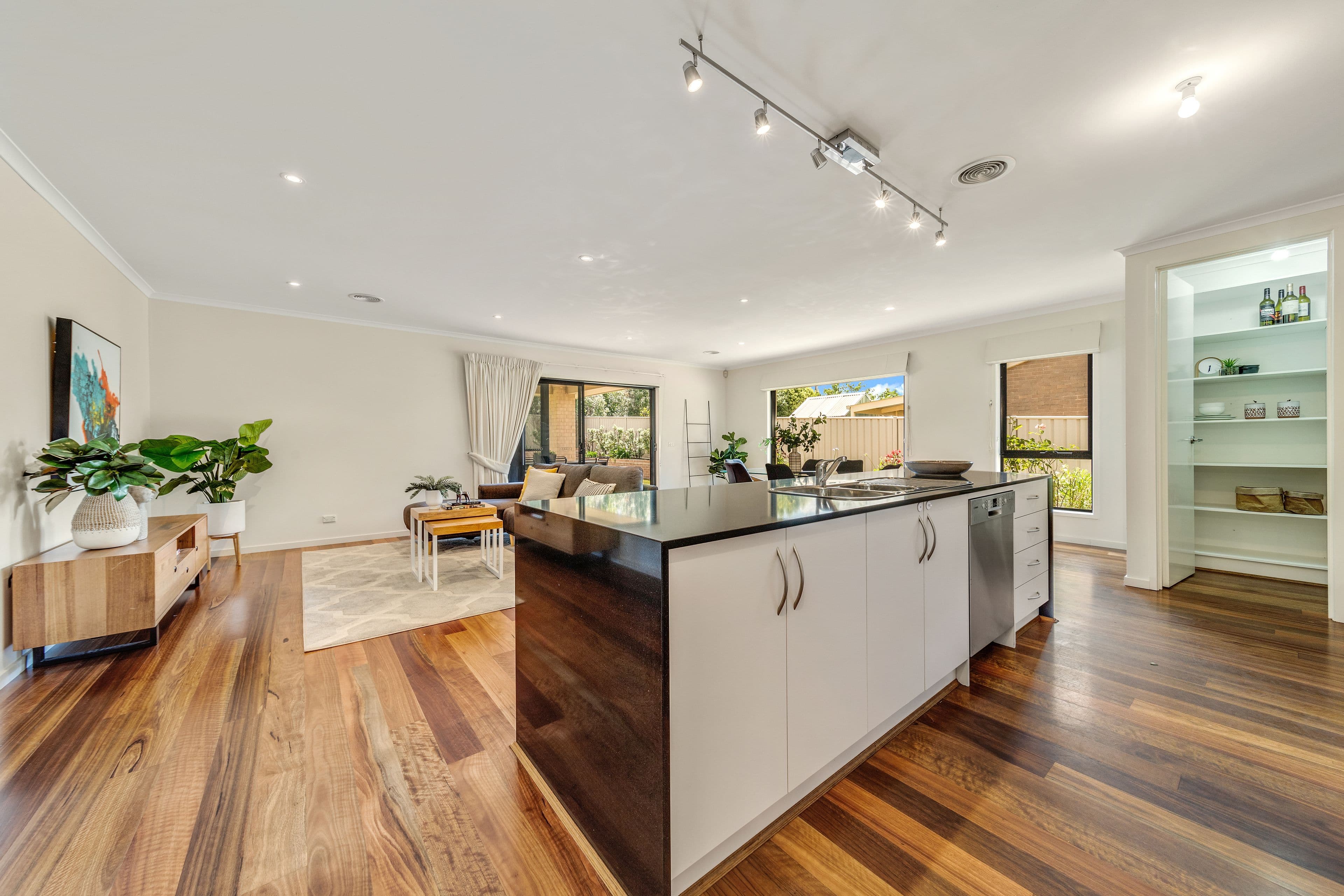 19 Aston Crescent, Cook ACT 2614, Cook - Thumbnail 8