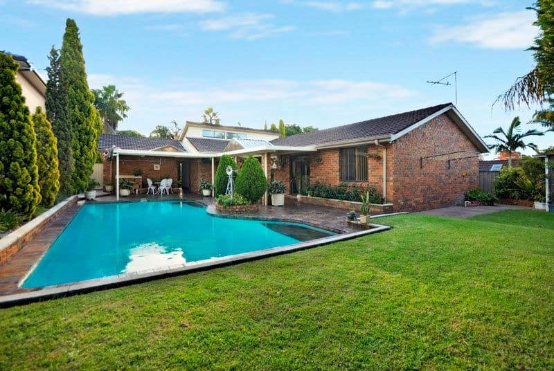 17 Casuarina Road, ALFORDS POINT NSW 2234, Alfords Point - Thumbnail 2