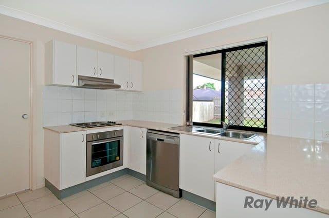 6 Hazelnut Court, Loganlea QLD 4131, Loganlea - Thumbnail 3
