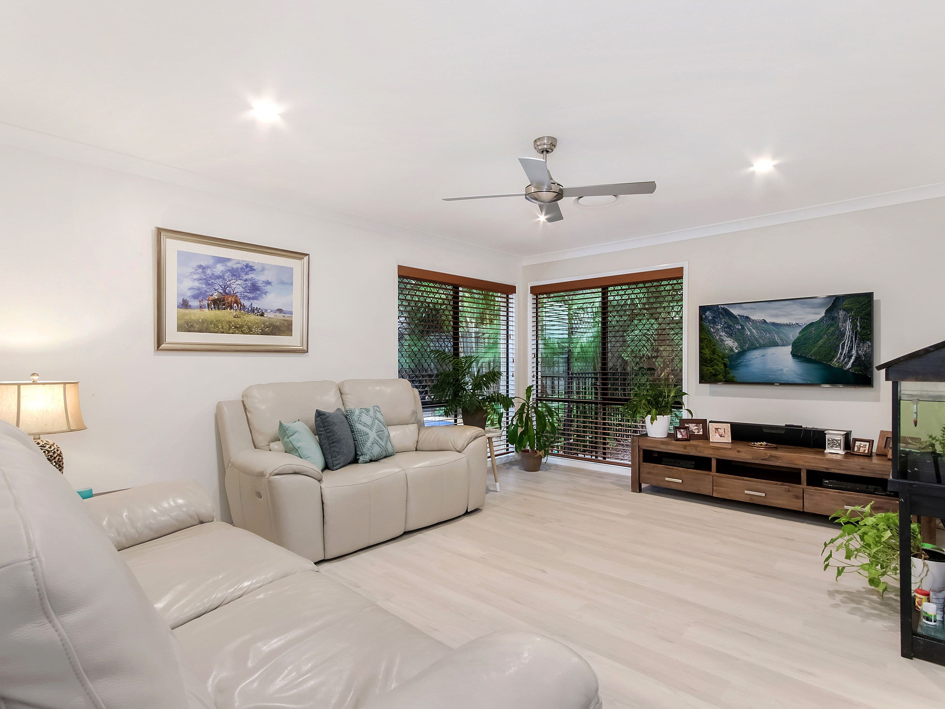 6 Tandanus Court, Oxenford QLD 4210, Oxenford - Thumbnail 7