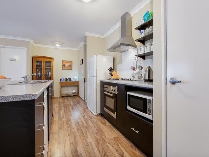 22 Buttermere Approach, Waikiki WA 6169, Waikiki - Thumbnail 3