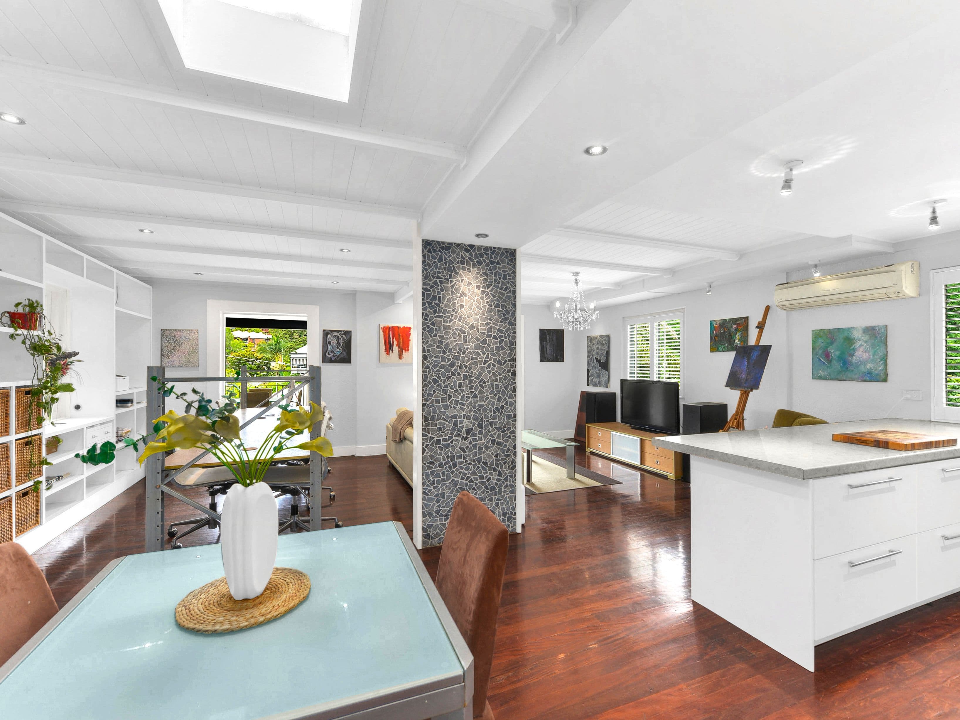 19 Dover Street, Red Hill QLD 4059, Red Hill - Thumbnail 2