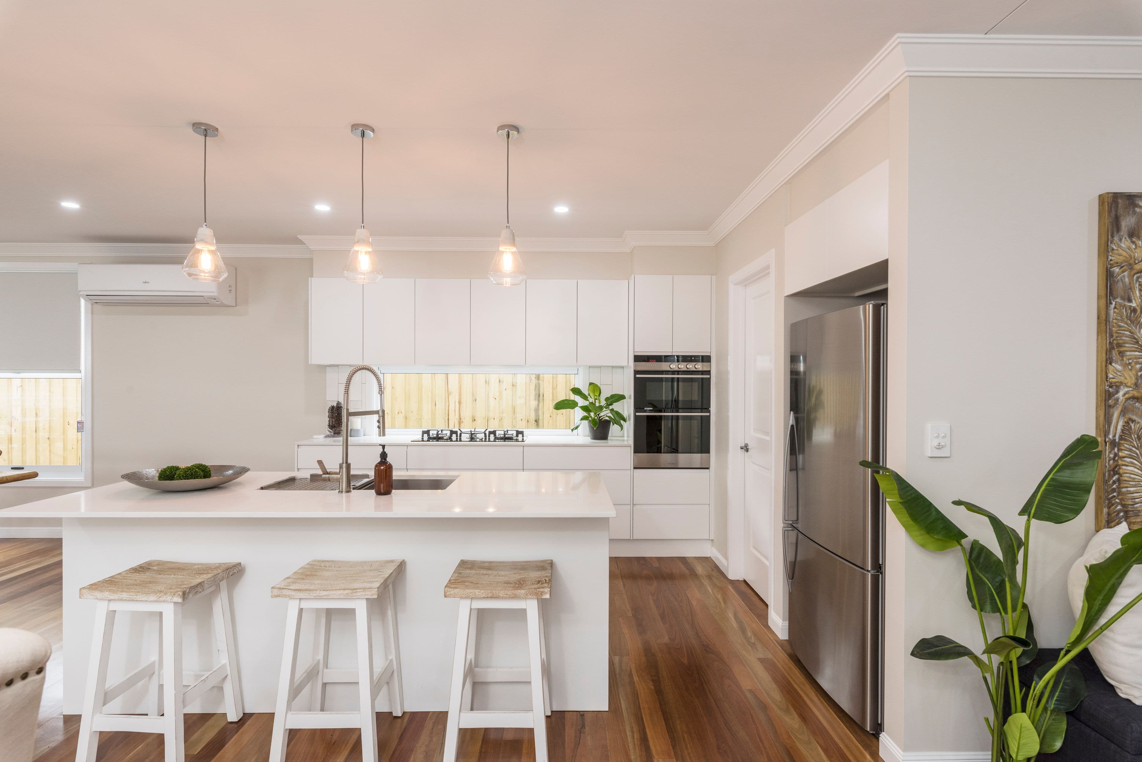 117 McIlwraith Avenue, Norman Park QLD 4170, Norman Park - Thumbnail 2