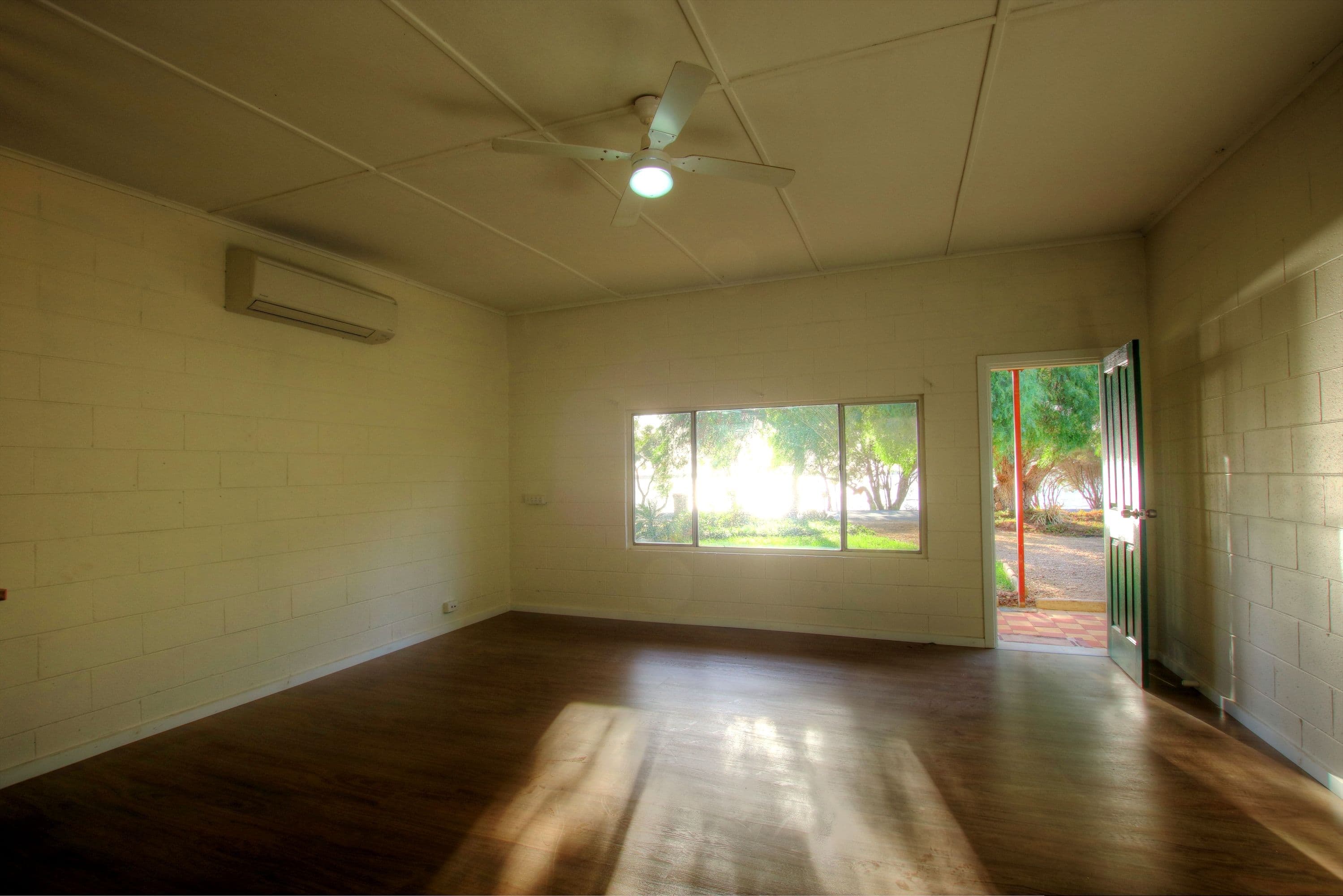 18 Queen Elizabeth Drive, Barmera SA 5345, Barmera - Thumbnail 4