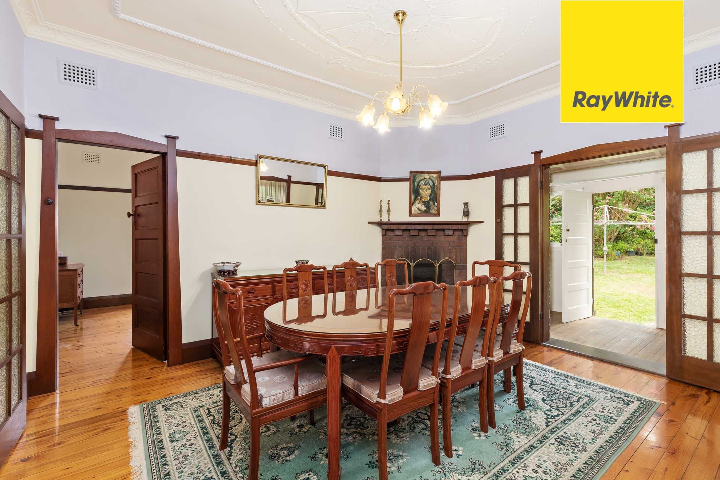 17 Auld Avenue, Eastwood - Thumbnail 2