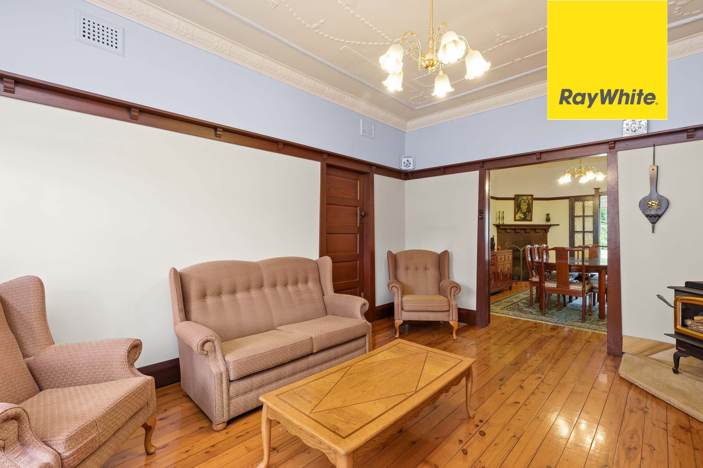 17 Auld Avenue, Eastwood - Thumbnail 4