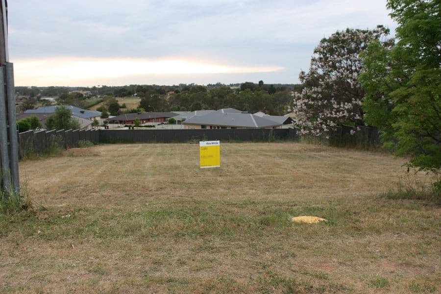 6 Petticoat Lane, YOUNG NSW 2594, Young - Image 1
