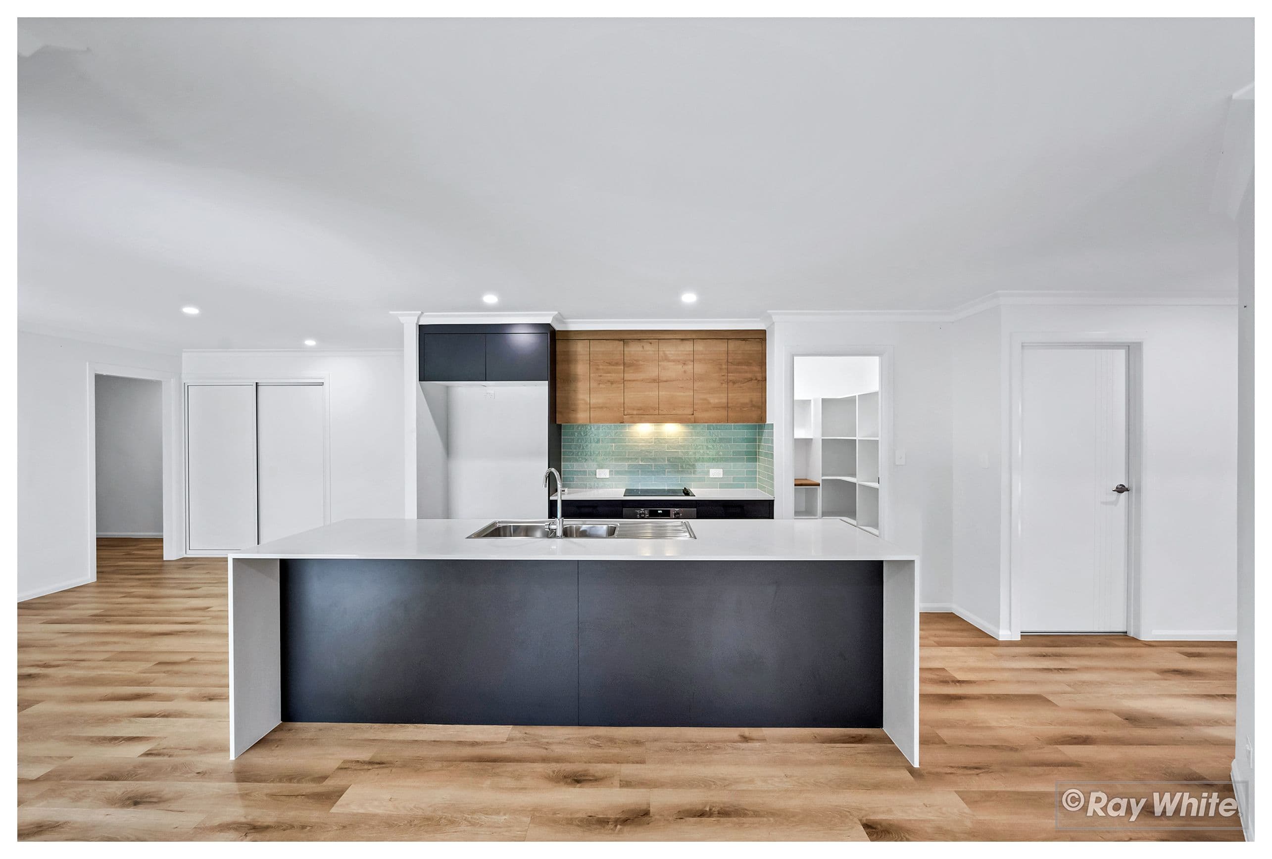 56 Paradise Grove, Yeppoon QLD 4703, Yeppoon - Thumbnail 3