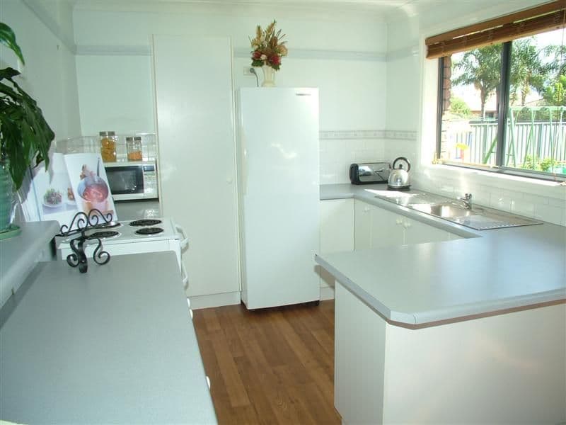 10  Magpie Close, DUBBO NSW 2830, Dubbo - Thumbnail 3