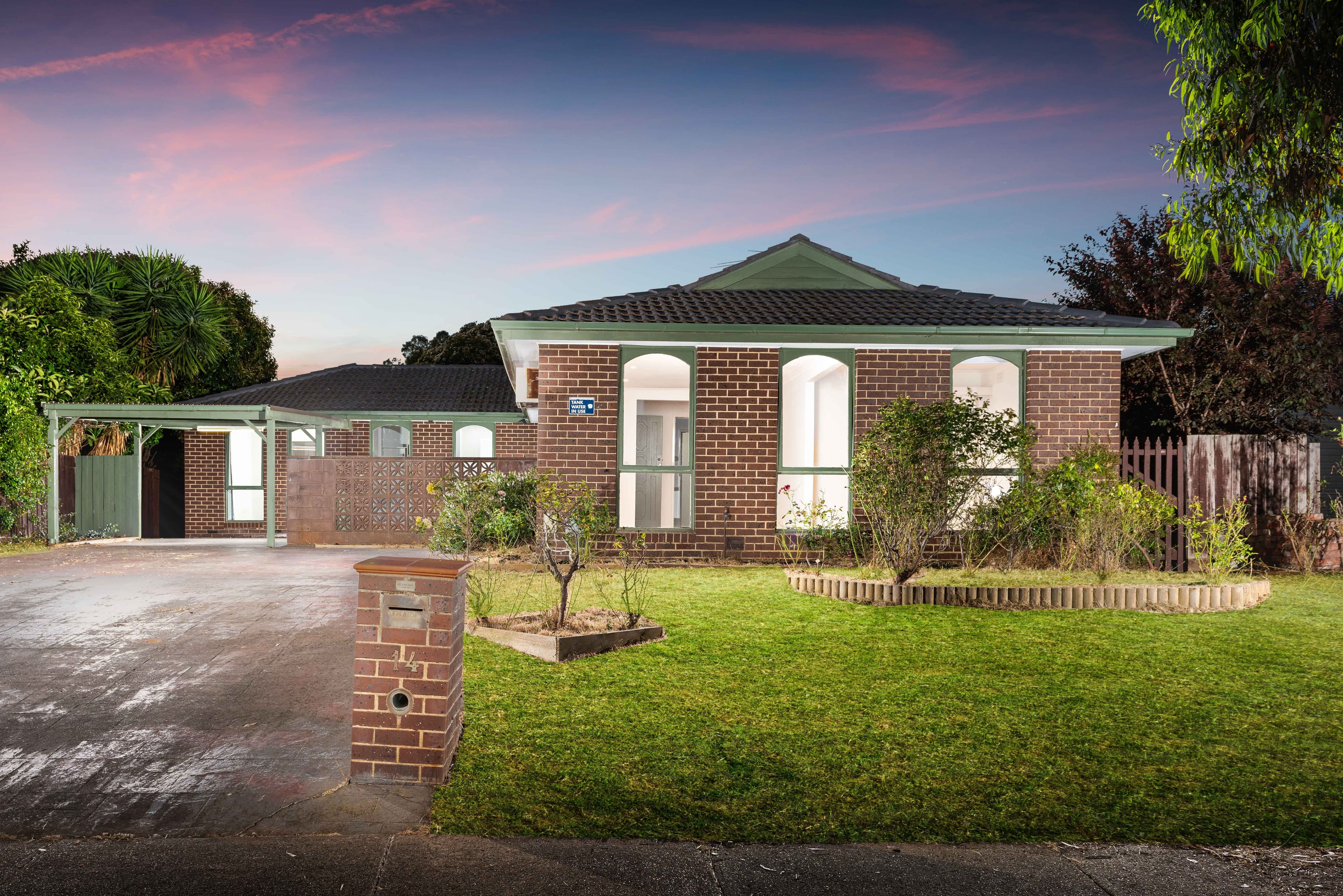 14 Blamey Avenue, Mill Park VIC 3082, Mill Park - Thumbnail 4