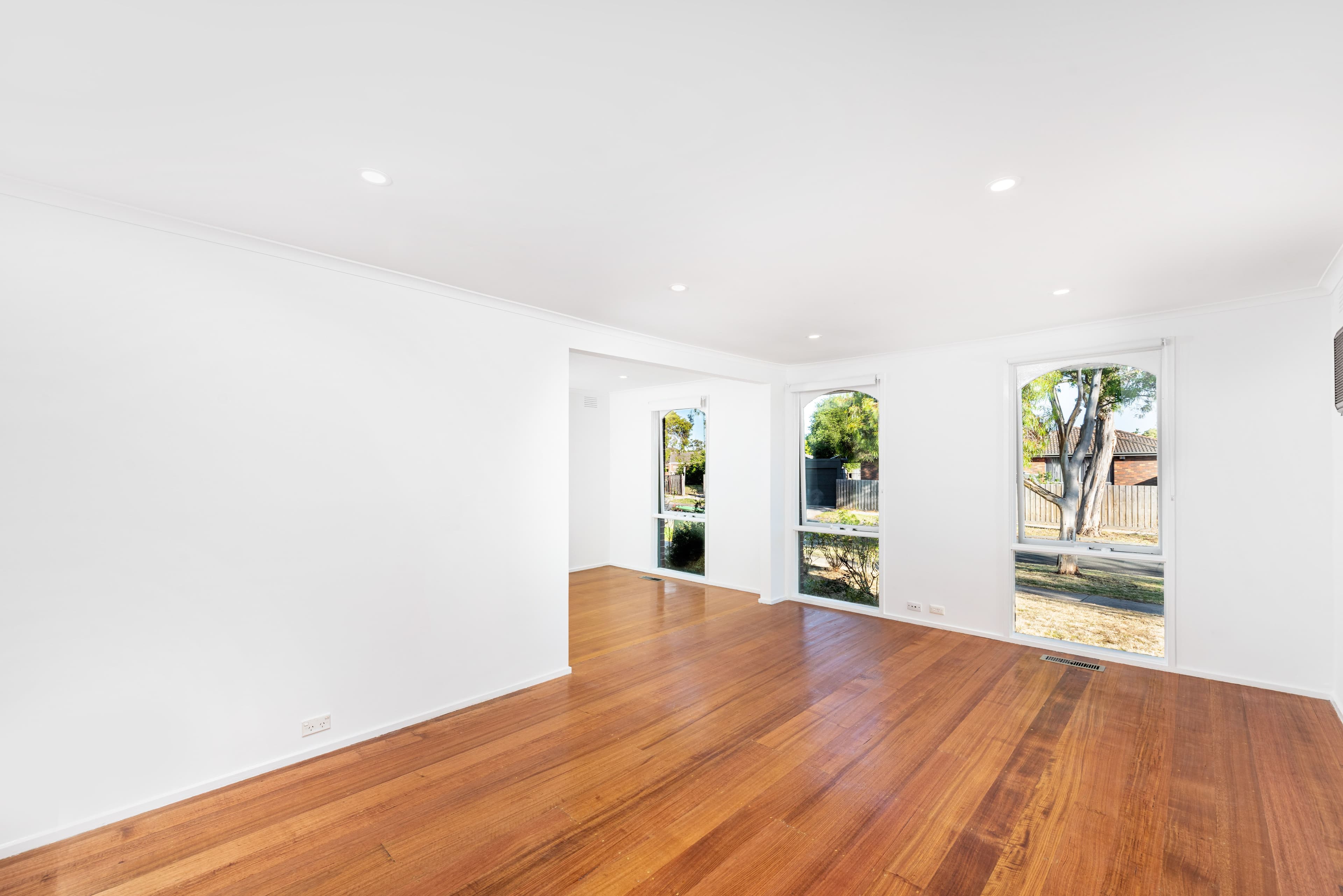 14 Blamey Avenue, Mill Park VIC 3082, Mill Park - Thumbnail 5
