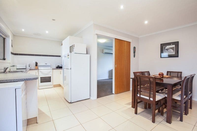 27 Bellshire Place, Mount Gambier SA 5290, Mount Gambier - Thumbnail 2