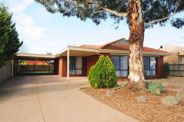 18 Loretta Court, SEABROOK VIC 3028, Seabrook - Image 1