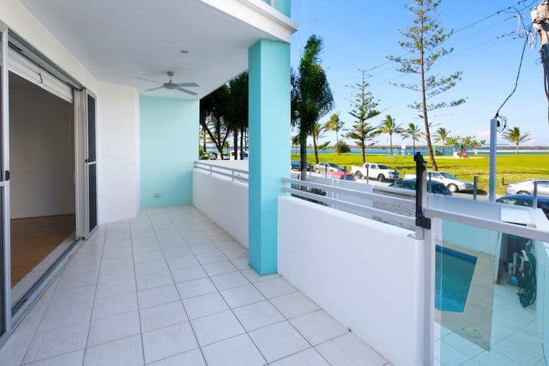 10 Oatland Esplanade, RUNAWAY BAY QLD 4216, Runaway Bay - Thumbnail 3