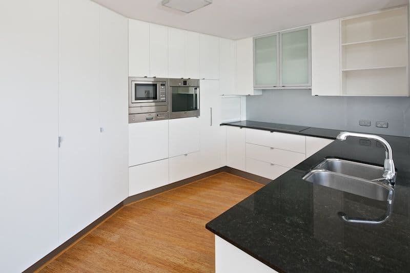 10 Oatland Esplanade, RUNAWAY BAY QLD 4216, Runaway Bay - Thumbnail 6
