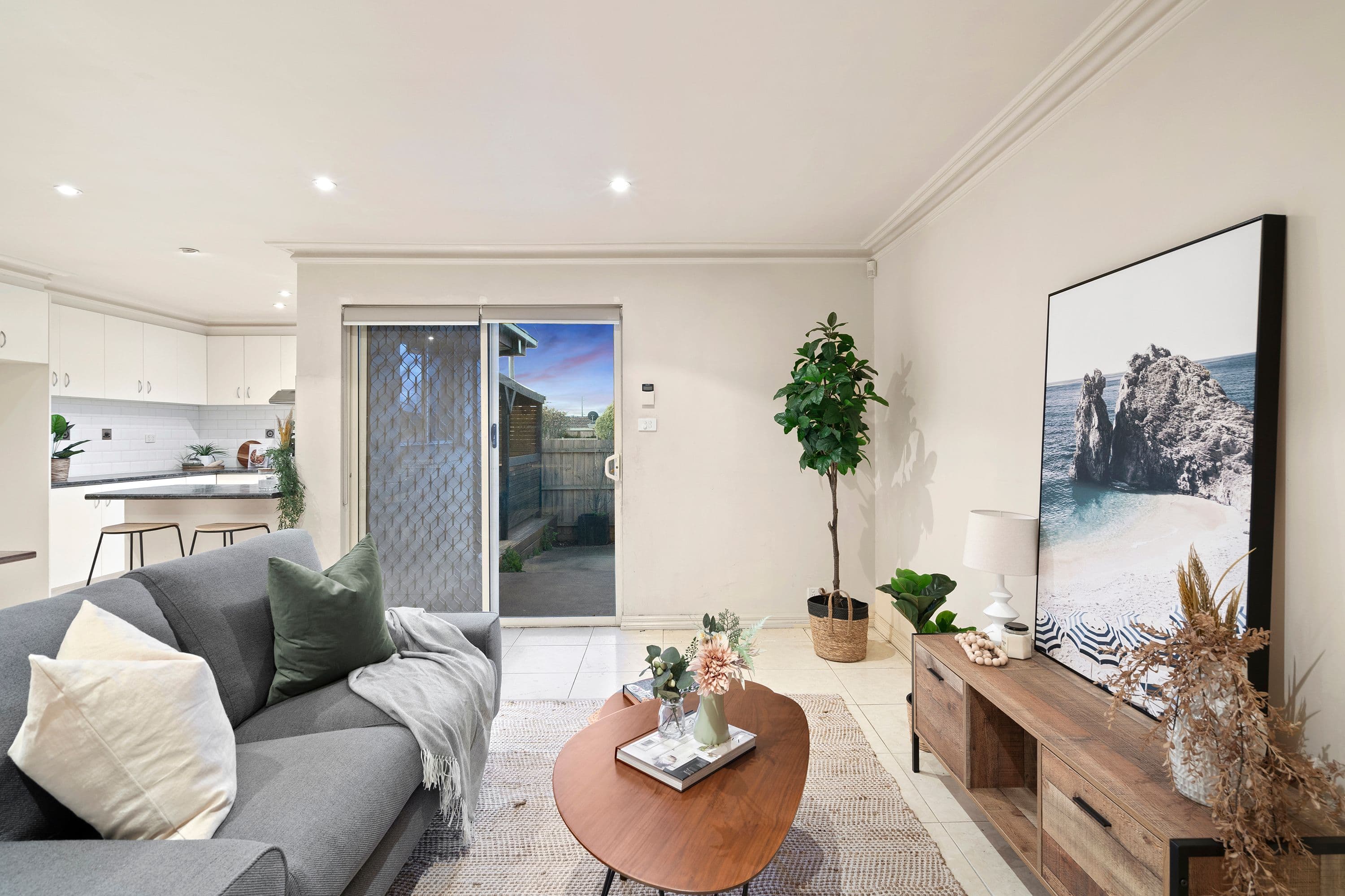 124 Darebin Drive, Thomastown VIC 3074, Thomastown - Thumbnail 4