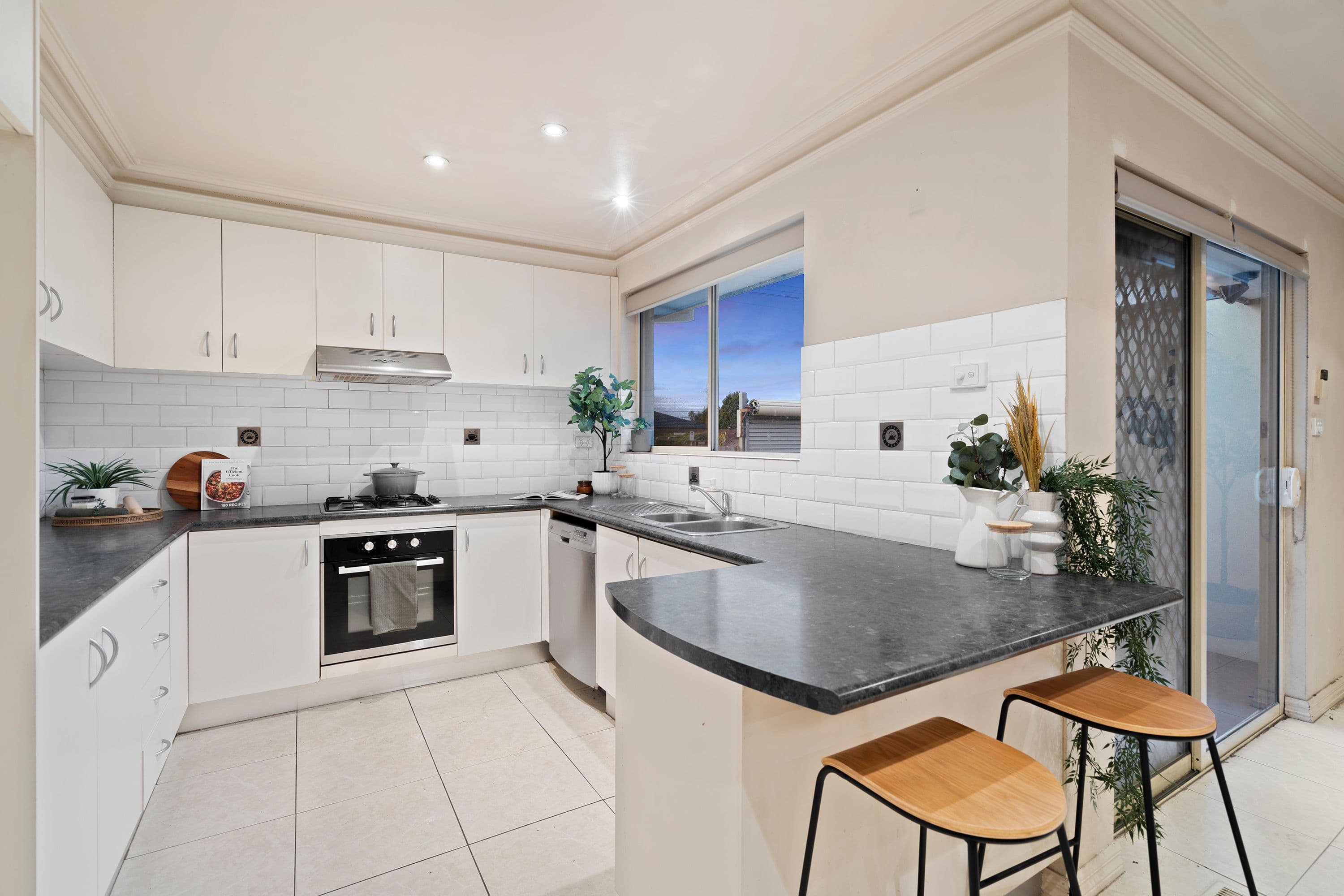 124 Darebin Drive, Thomastown VIC 3074, Thomastown - Thumbnail 5