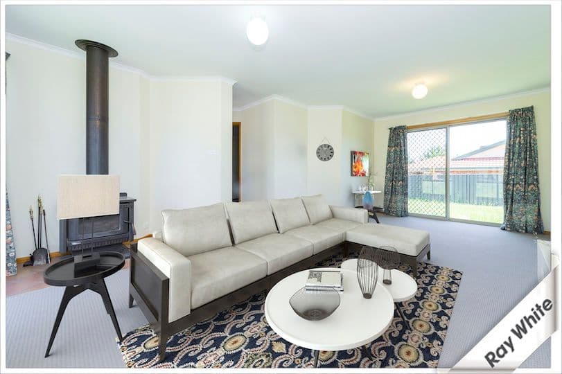 13 Franklin Court, Jerrabomberra - Thumbnail 4
