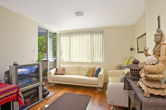 2/27 Reynolds Street, Cremorne - Image 1