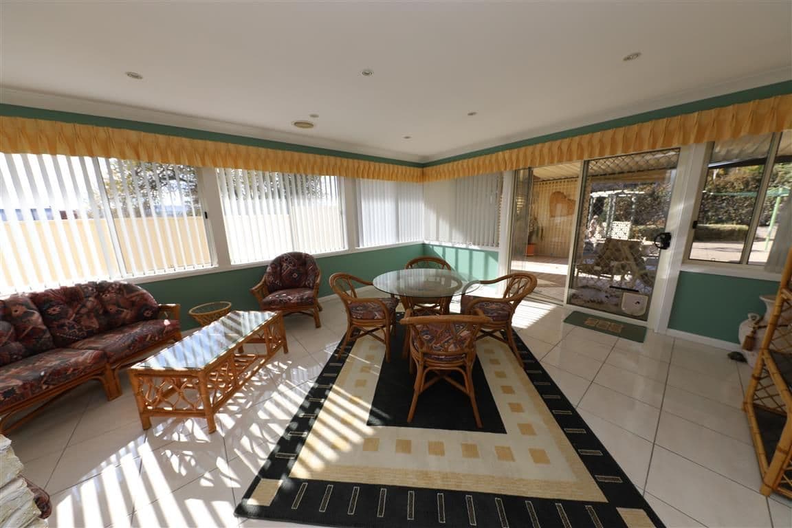 72 Merivale Street, Tumut - Thumbnail 2