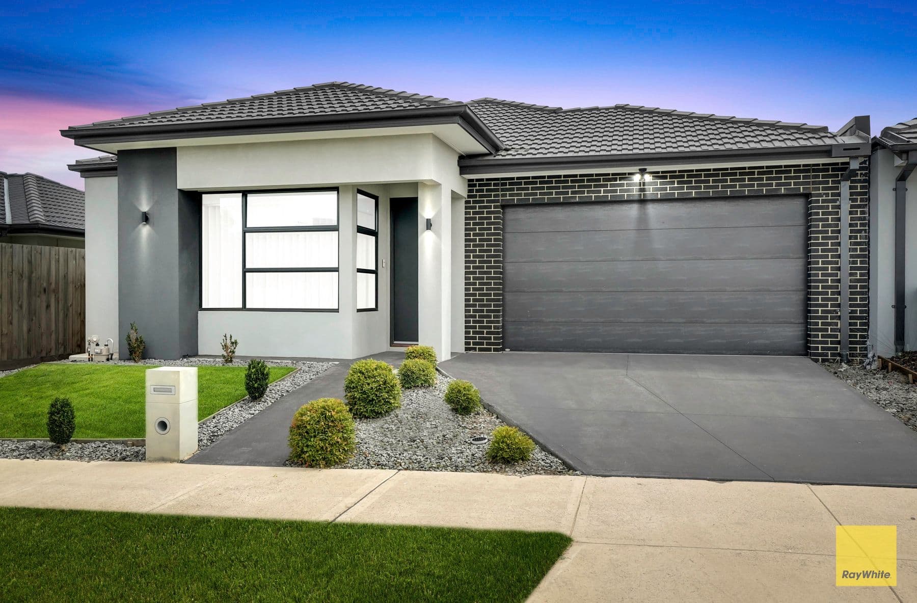 3 Gleeson Way, DEANSIDE VIC 3336, Deanside - Thumbnail 2